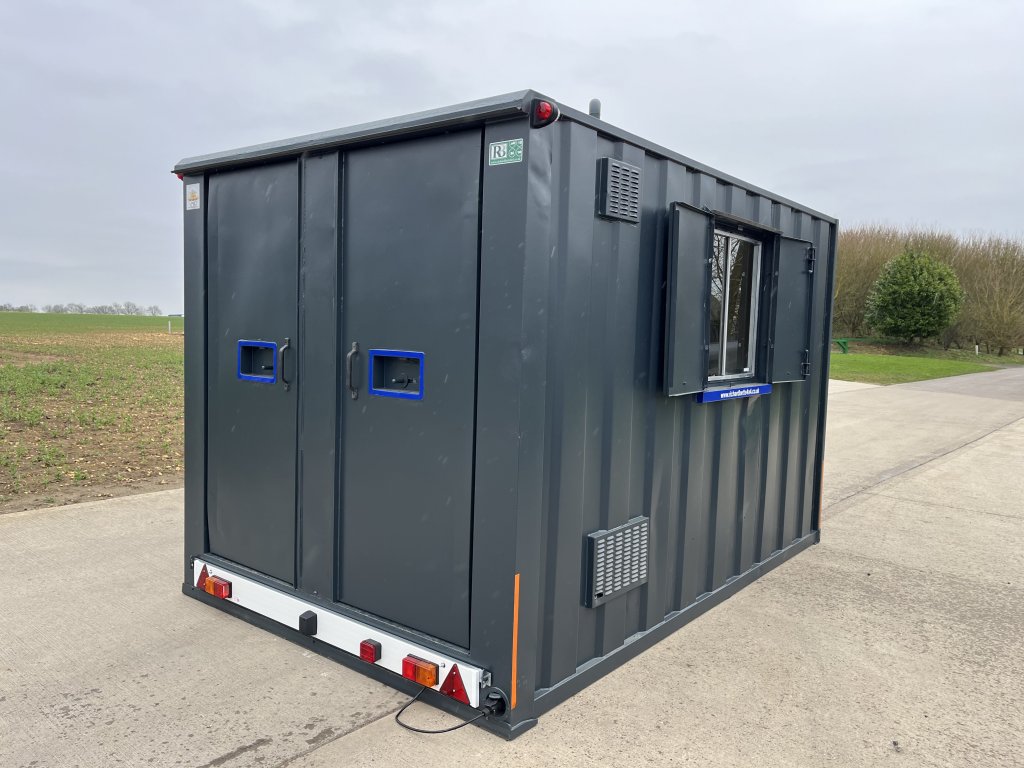 Genquip Groundhog GP360 Towable Mobile 6 Person Welfare Unit - Site