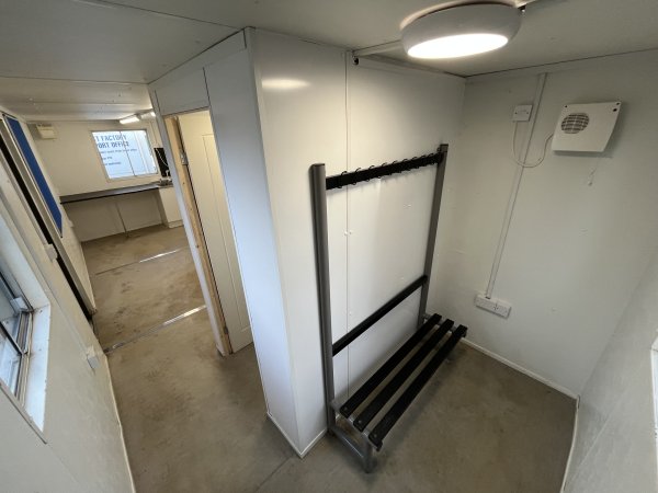 24ft x 9ft Canteen Office Drying Room Toilet Welfare Cabin - Image 7